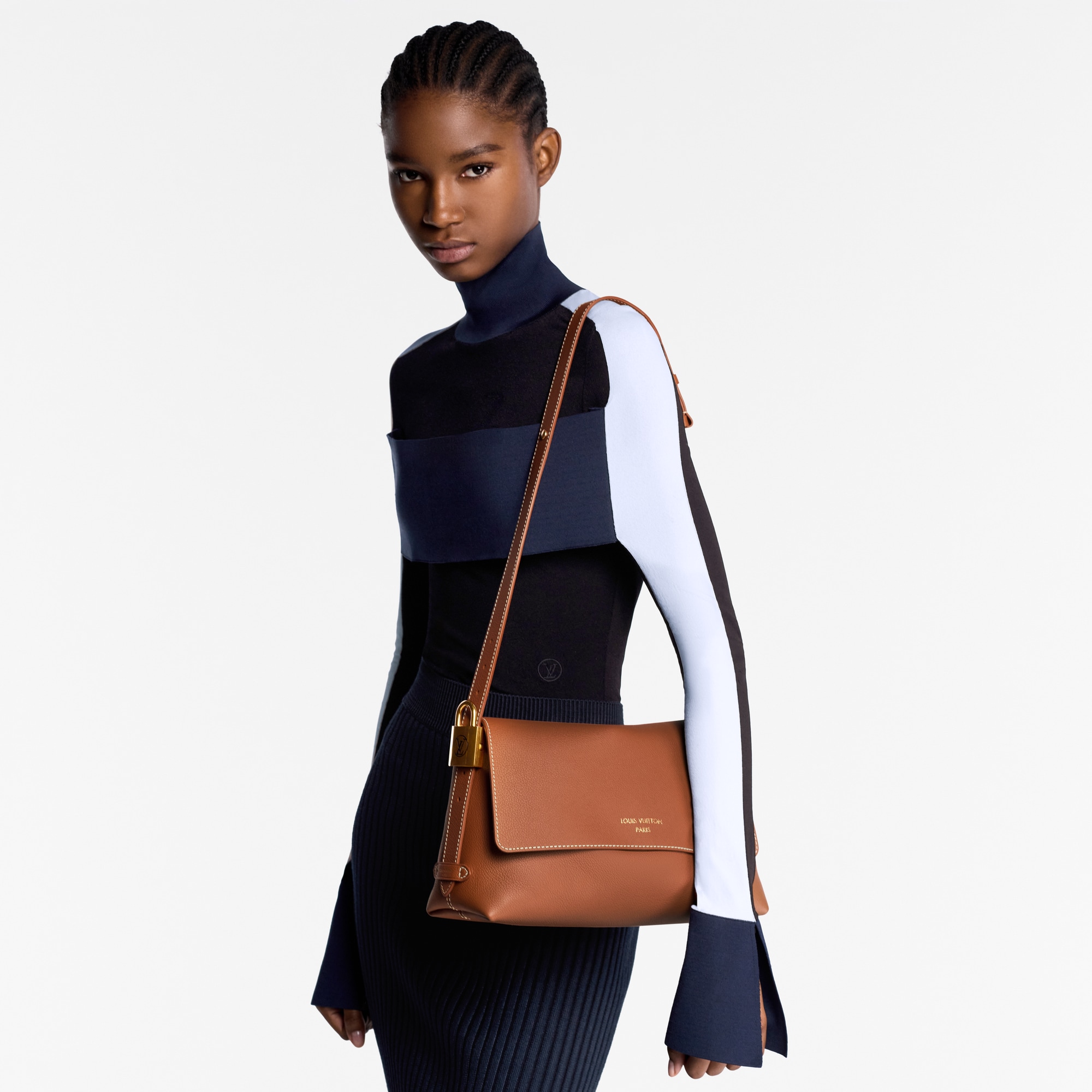 LOUIS VUITTON/ルイ・ヴィトン  Low Key Messenger - Handbags Low Key Messenger Low Key - Handbags | LOUIS VUITTON